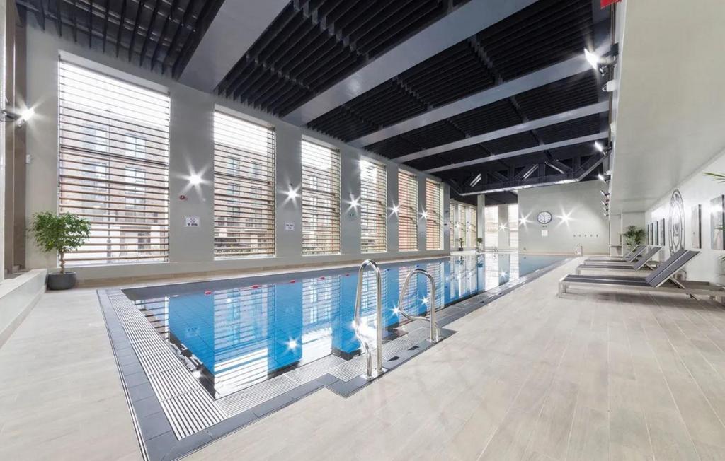 Pool.JPG