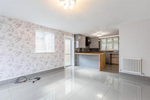undefined, Birchwood Road, West Byfleet KT14