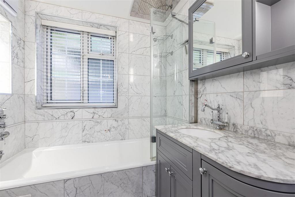 36 Birchwood, KT14 6 DW - 6.jpg