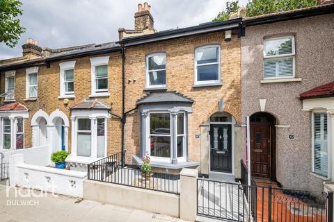 4 bedroom terraced house for sale, Kimberley Avenue, London