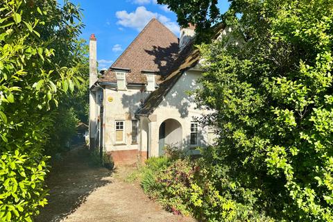 Dilly Lane, Barton On Sea, Hampshire, BH25