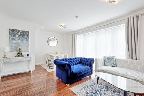 6 Maverick Drive, South Ockendon, RM15 5FY