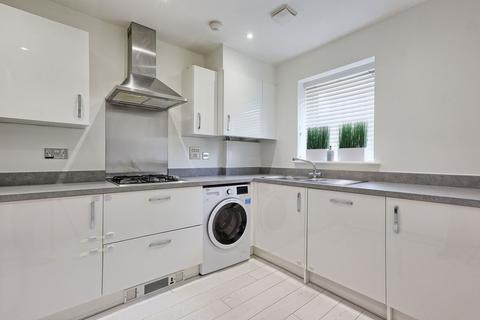 6 Maverick Drive, South Ockendon, RM15 5FY