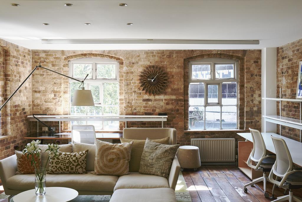 183725 - Butler House INT 193.jpg