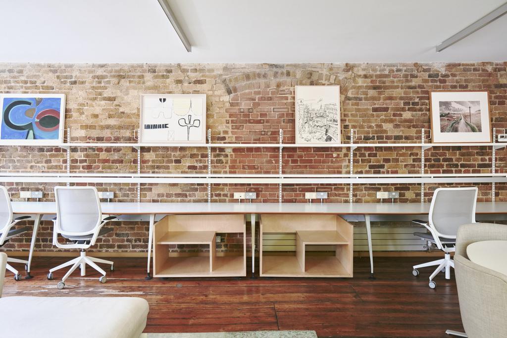 183716 - Butler House INT 183.jpg