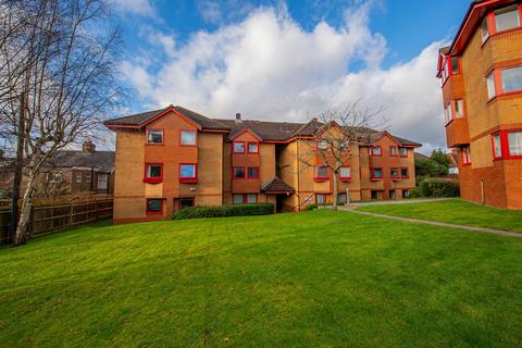 2 bedroom flat for sale, Franklynn Road, Horsted House Whitelands Franklynn Road, RH16
