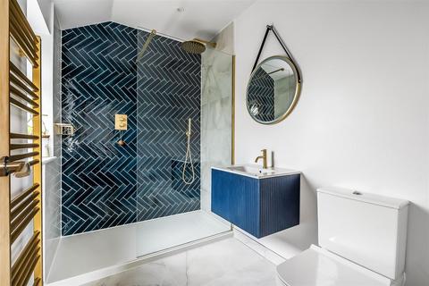 4 bedroom detached house for sale, EASTWICK ROAD, GREAT BOOKHAM, KT23