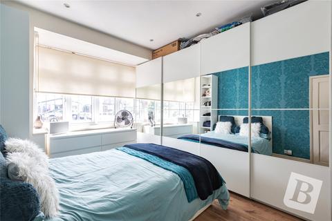 82 Crow Lane, Romford, RM7 0EP