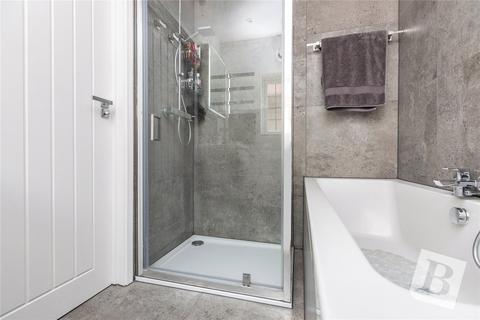 82 Crow Lane, Romford, RM7 0EP