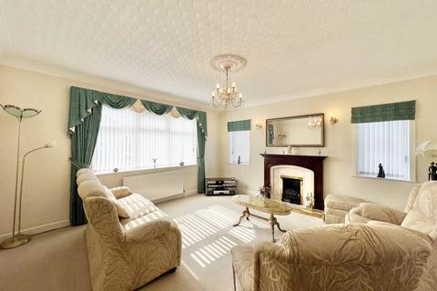 2 bedroom bungalow for sale, Fleetwood Road North, Thornton FY5