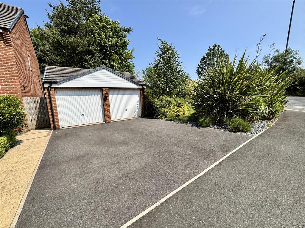 Double Garage