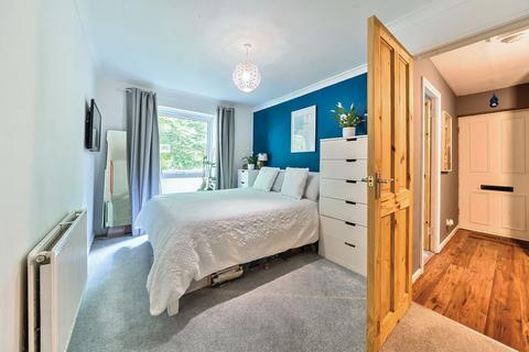 2 bedroom flat for sale, Highfield Hill, Crystal Palace, London, SE19