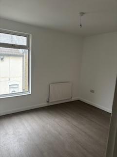 3 bedroom terraced house to rent, Southill Road, Chatham ME4