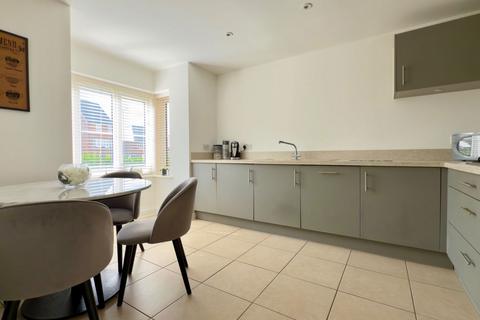 3 bedroom semi-detached house for sale, Village Road, Rochester ME1