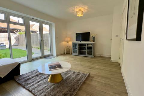 3 bedroom semi-detached house for sale, Village Road, Rochester ME1