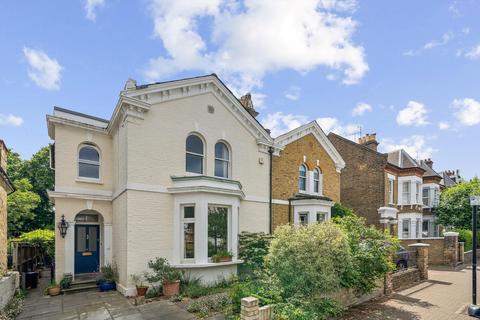4 bedroom semi-detached house for sale, Brodrick Road, London, SW17
