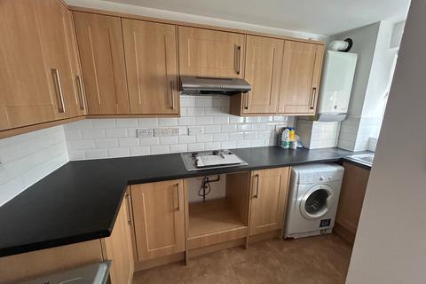1 bedroom flat to rent, Crosslet Vale