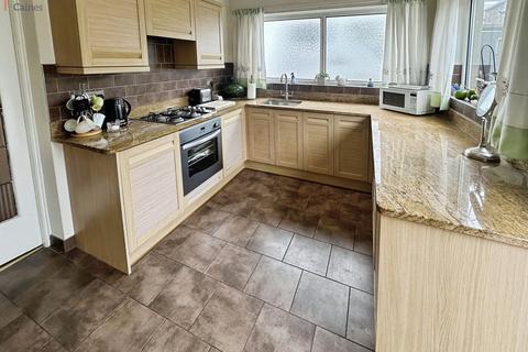 3 bedroom semi-detached house for sale, Sunnycroft Road, Baglan, Port Talbot, Neath Port Talbot. SA12 8TB