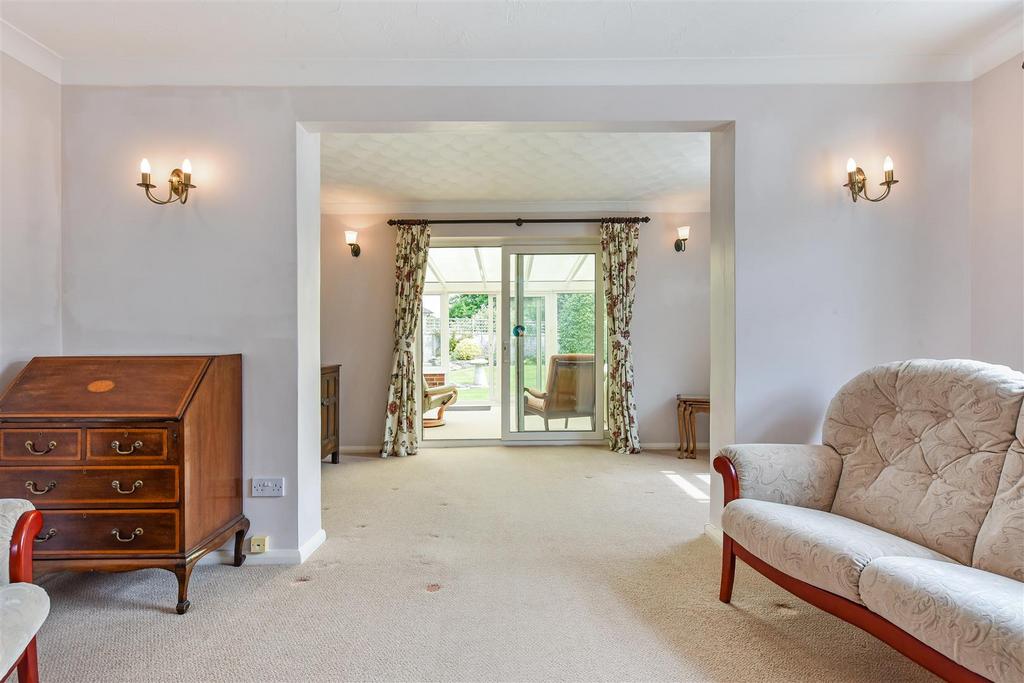 Sitting/Dining Room