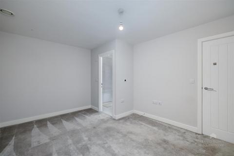 1 bedroom apartment to rent, Budshead Road, Plymouth PL6