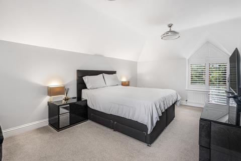 2 Chestnut Walk, St Ippolyts, Hitchin, SG4 7SS