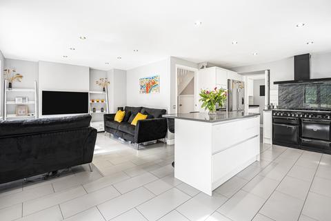 5 bedroom detached house for sale, Hitchin SG4