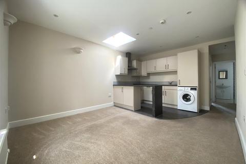 1 bedroom apartment to rent, Westend Terrace, Gloucester GL1
