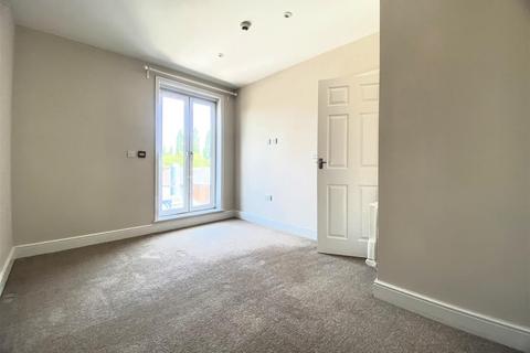 1 bedroom apartment to rent, Westend Terrace, Gloucester GL1