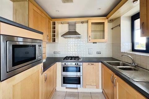 2 bedroom apartment for sale, Canute Road, Southampton, Hampshire