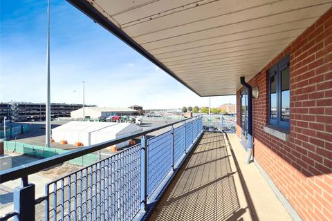 2 bedroom apartment for sale, Canute Road, Southampton, Hampshire
