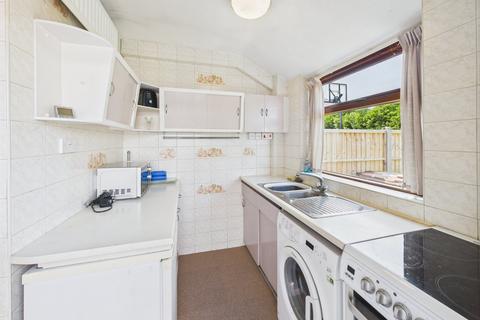 3 bedroom semi-detached house for sale, Melrose Close, Worcester, Worcestershire, WR2