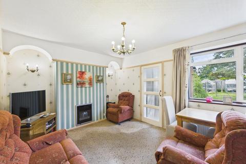 3 bedroom semi-detached house for sale, Melrose Close, Worcester, Worcestershire, WR2