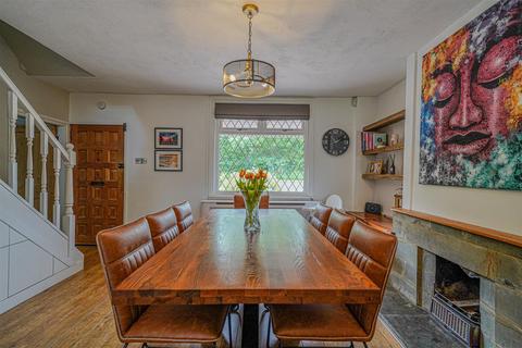 3 bedroom detached house for sale, Gaydon Road, Bishops Itchington