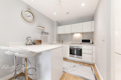 1 bedroom apartment for sale, Voysey Square, LONDON
