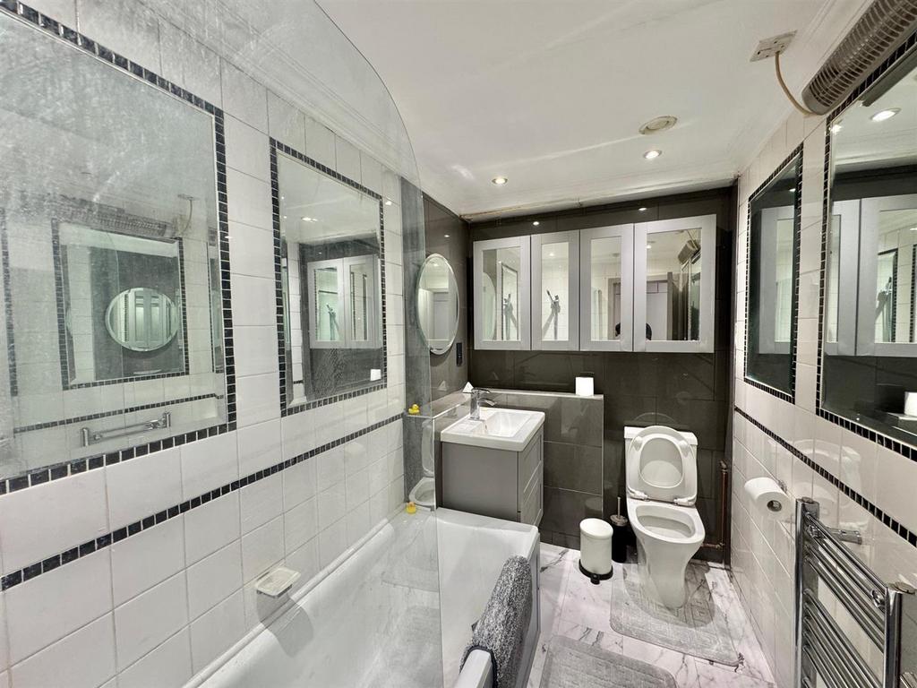 Bath new.jpg