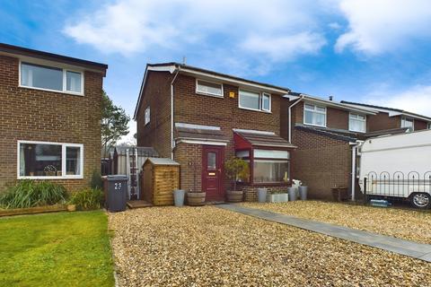 Grange Park Avenue, Chapel-En-Le-Frith, SK23