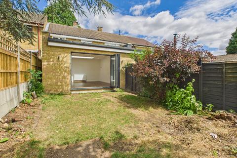 3 bedroom terraced house for sale, Chaulden House Gardens, Hemel Hempstead, HP1