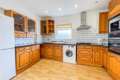2 bedroom bungalow for sale, Marconi Road, Northfleet, Gravesend, Kent, DA11