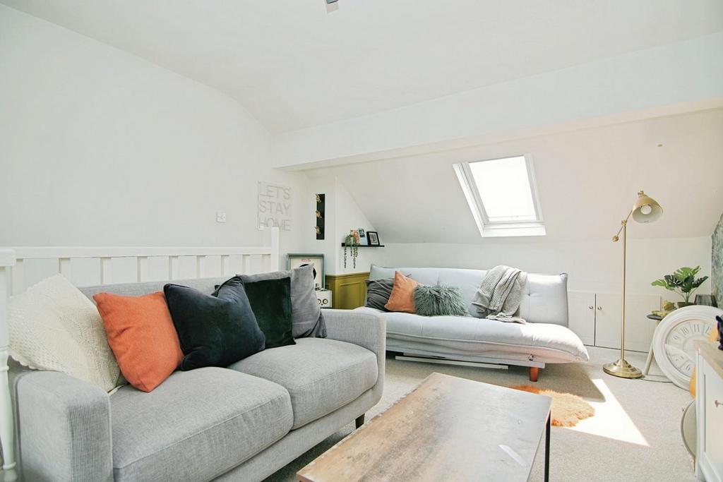 Attic room 2
