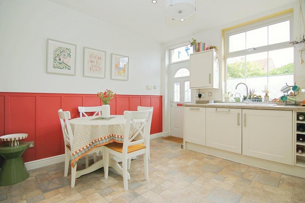 Kitchen 3