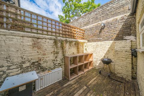 2 bedroom terraced house for sale, Robson Road, London, SE27