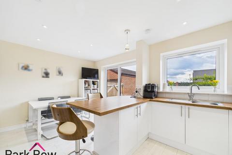 12 Appletree Way, Sherburn In Elmet, Leeds, LS25 6DQ