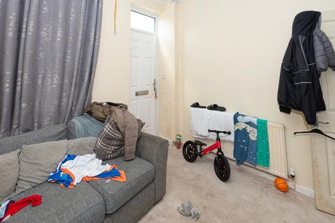 2 bedroom end of terrace house for sale, Gosling Gate Road, Goldthorpe S63