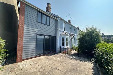 3 bedroom house to rent, Monnow View, Osbaston, NP25