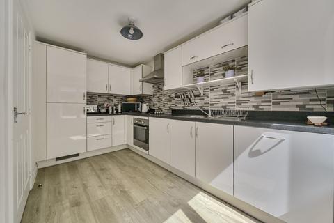 5 Firecracker Drive, Locks Heath, Southampton, SO31 6BW