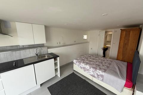 undefined, Wyndham Avenue,  High Wycombe,  HP13