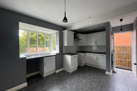 2 bedroom house to rent, Trent View Close, Brereton, Rugeley
