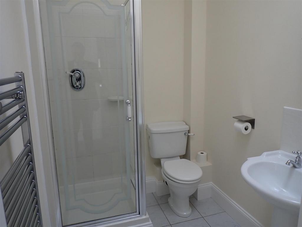 En Suite Shower Room/WC