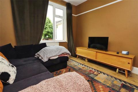 8 Alverdiscott Road, Bideford, EX39 4DA