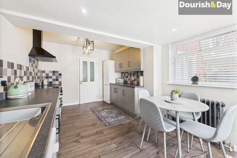 10 Oakley Close, Penkridge, Stafford, ST19 5ED